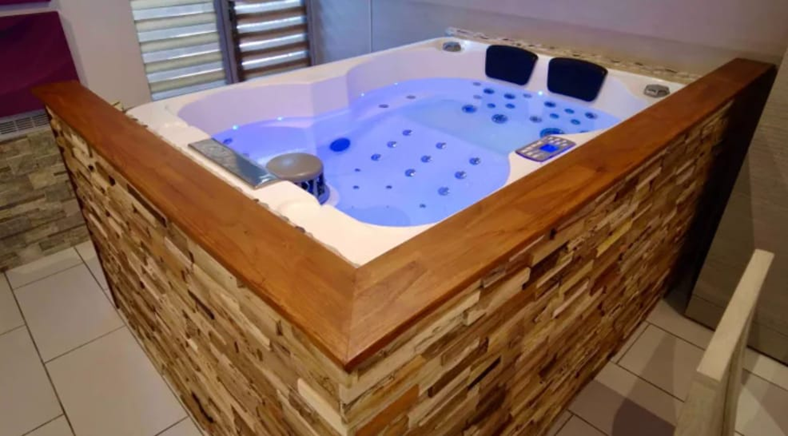 Apartamento con jacuzzi en Guanay