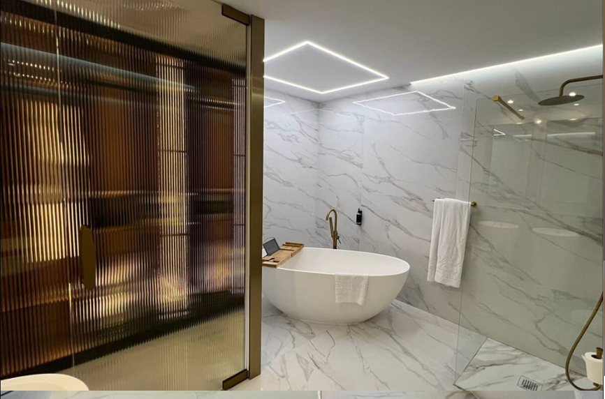 Hotel con jacuzzi en Yamparáez