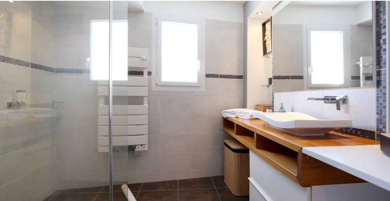 Hotel barato en Encs