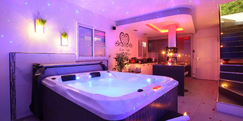 Apartamento con jacuzzi en Encs