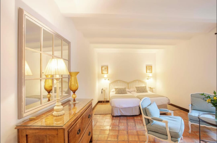 Hotel con jacuzzi en Wied iż-Zebbuġ