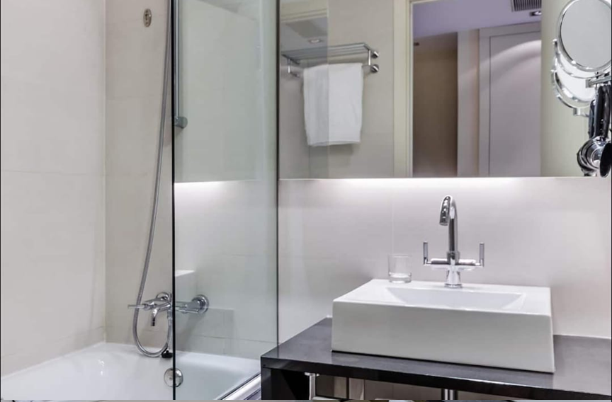 Hotel económico en Rafailovići